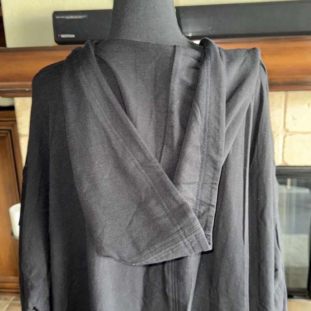 Athleta Mantra Hooded Wrap Sweatshirt
Jacket Cardigan - Picture 8 of 15